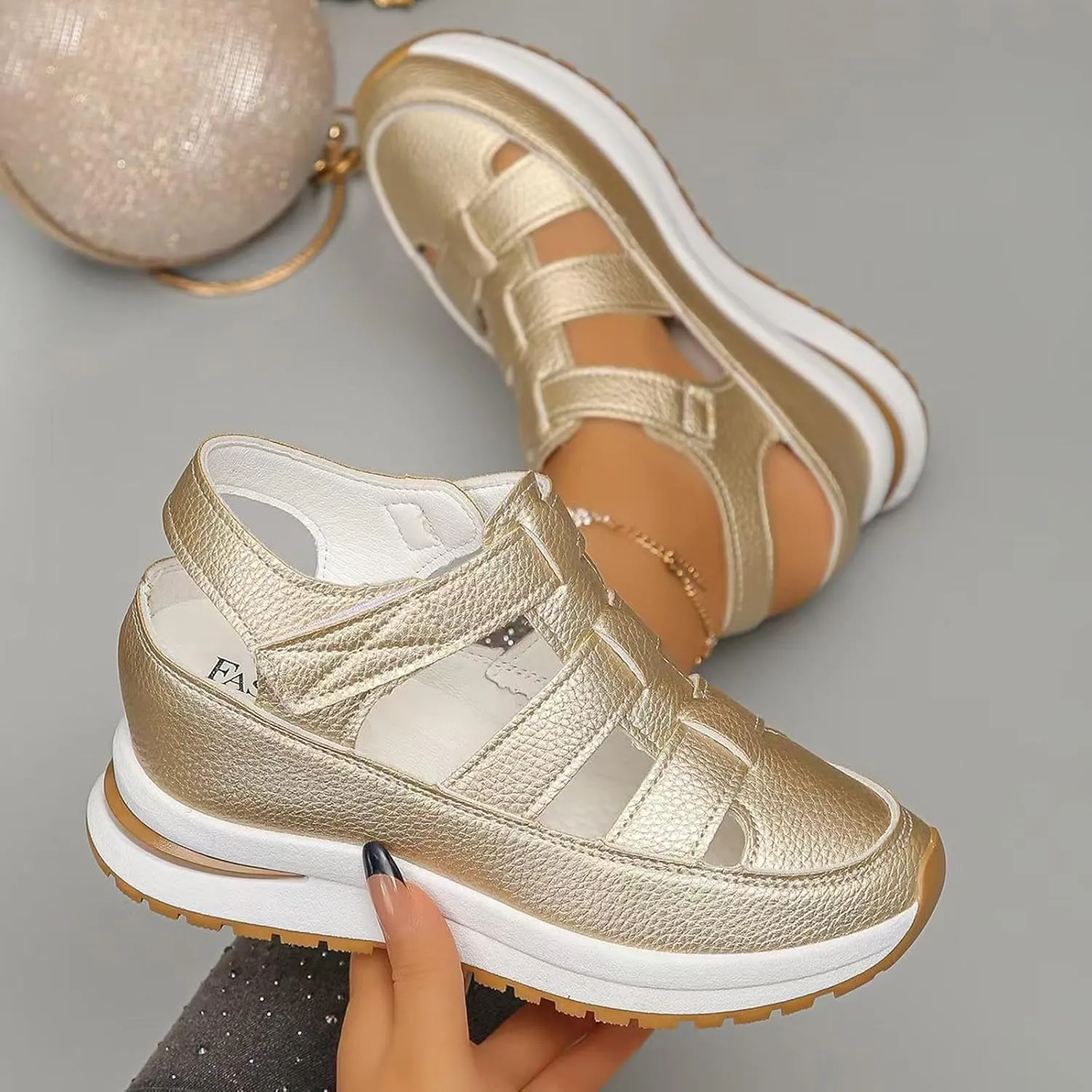 Closed Toe Hollow-Out Sandals for Women Plus Size Platform Wedge Sandals Casual Buckle Ankle Strap Shoes Summer Comfortable Weaving Shoes Height-Boosting Thick Sole Shoe