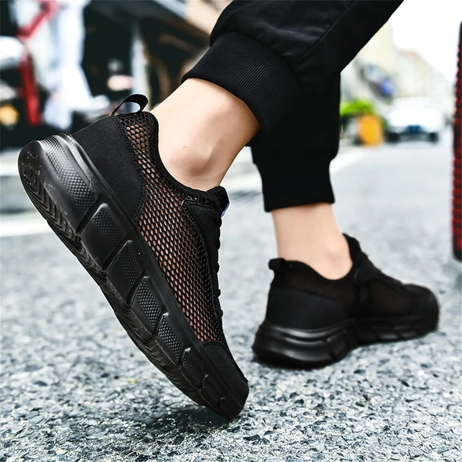 Fashion Spring and Summer Men Sports Shoes Flat Bottom Lightweight Fly Woven Mesh Hollow Casual Sneaker Boots for Men