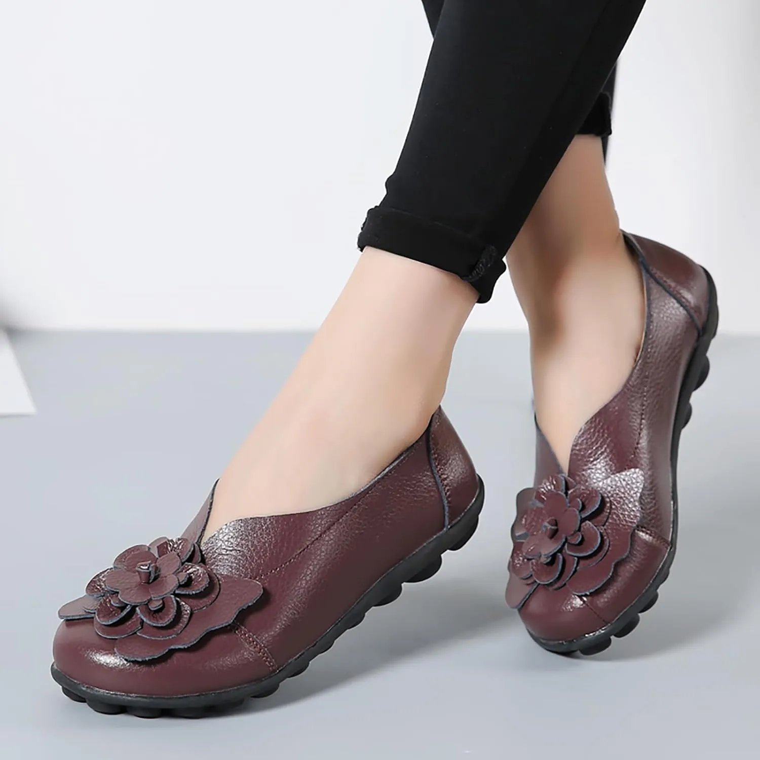 Loafers for Women Comfort Flowers Slip on Soft Sole Flat Lightweight Closed Toe Moccasins Driving Flats Casual Work Office Shoes