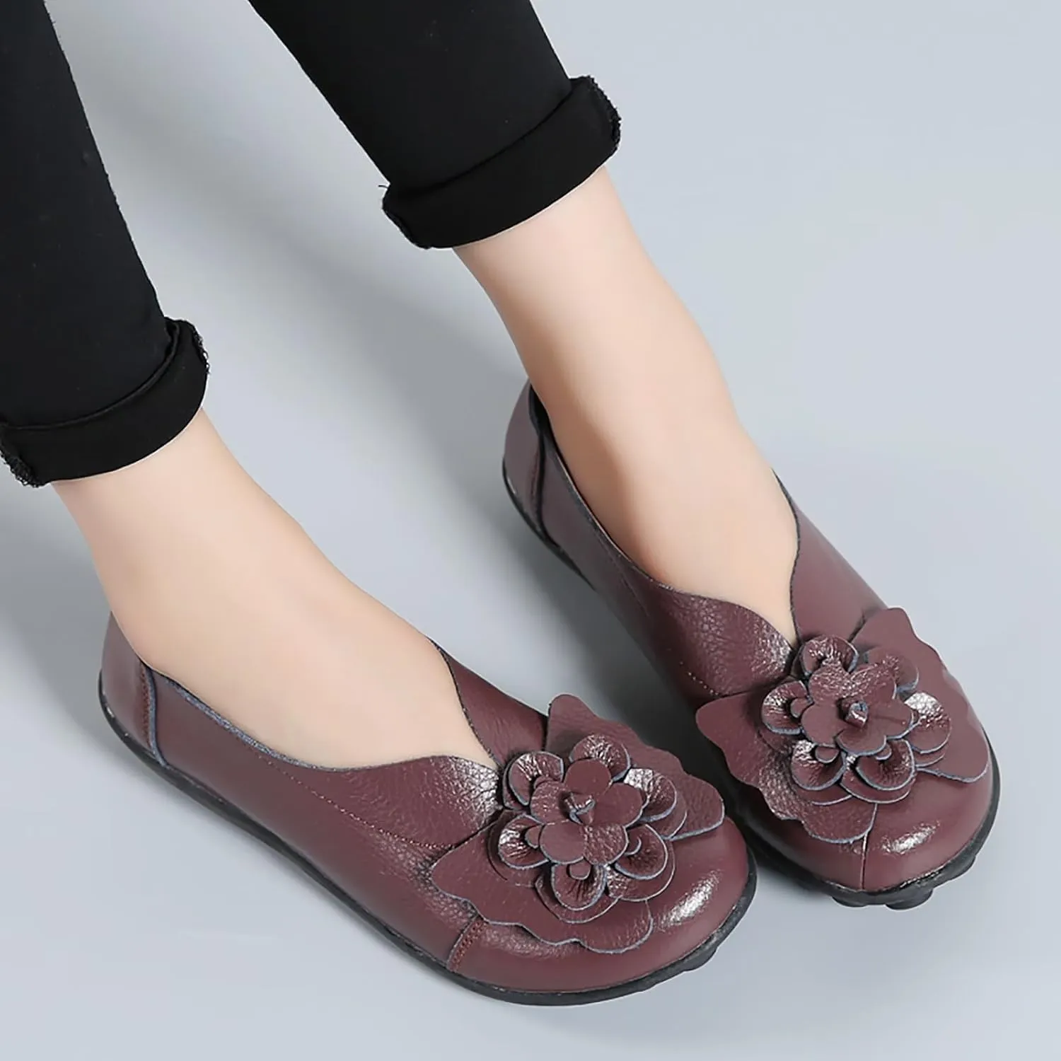 Loafers for Women Comfort Flowers Slip on Soft Sole Flat Lightweight Closed Toe Moccasins Driving Flats Casual Work Office Shoes