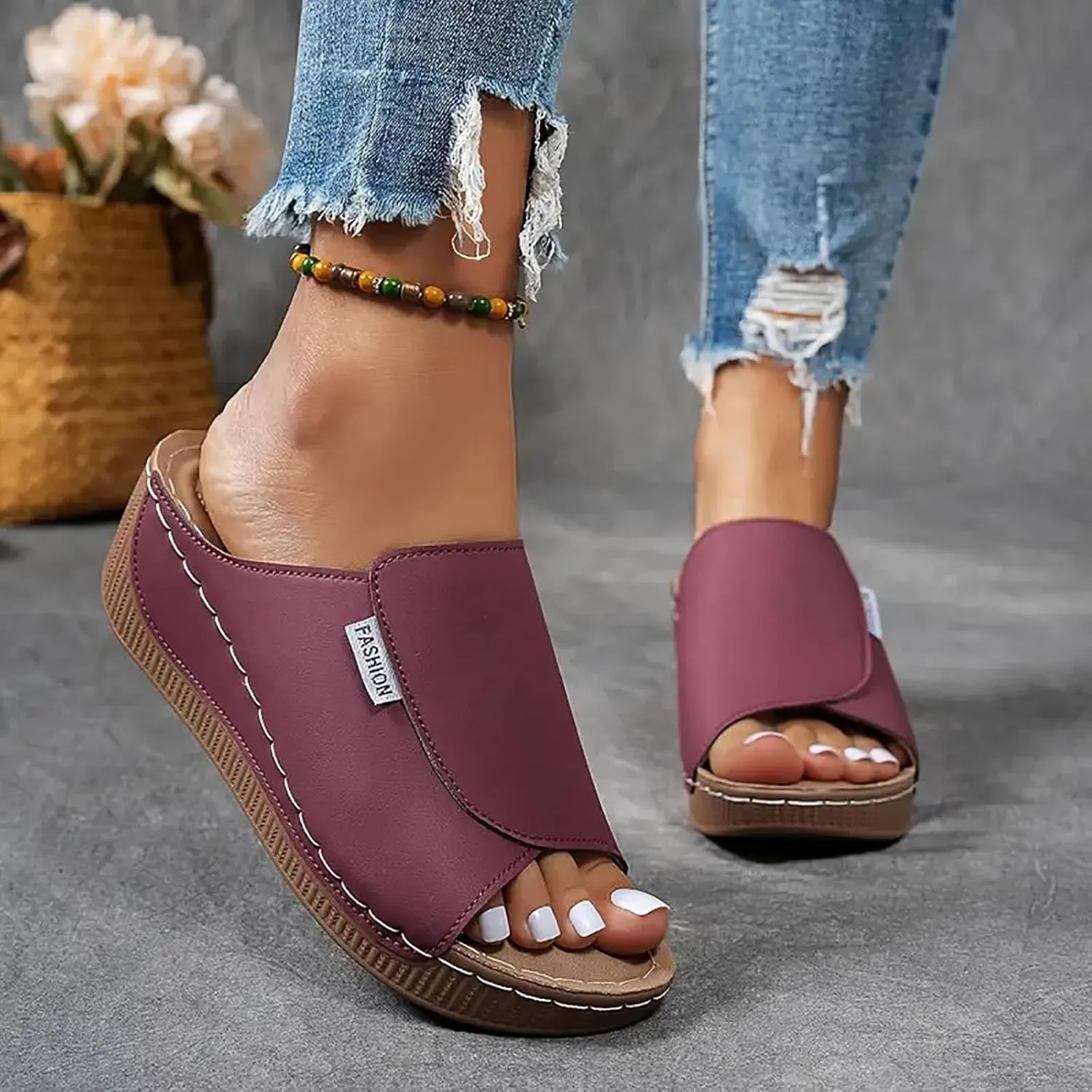 Orthopedic Sandals for Women, Comfortable Arch Support Slides Slip on Dressy Summer Fashion Orthotic Slides Leather Platform Wedge Sandals Ladies Lightweight Thick Cushion Slippers