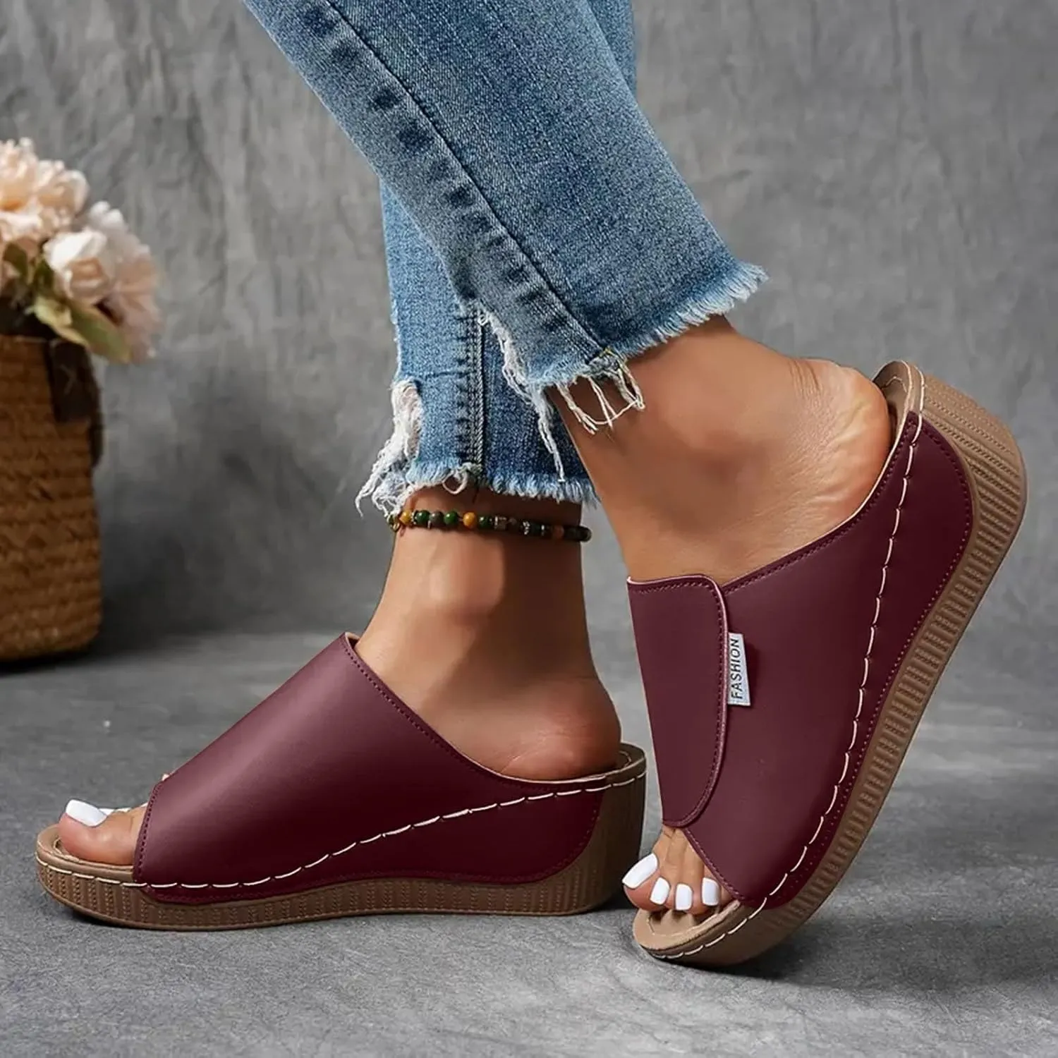 Orthopedic Sandals for Women, Comfortable Arch Support Slides Slip on Dressy Summer Fashion Orthotic Slides Leather Platform Wedge Sandals Ladies Lightweight Thick Cushion Slippers