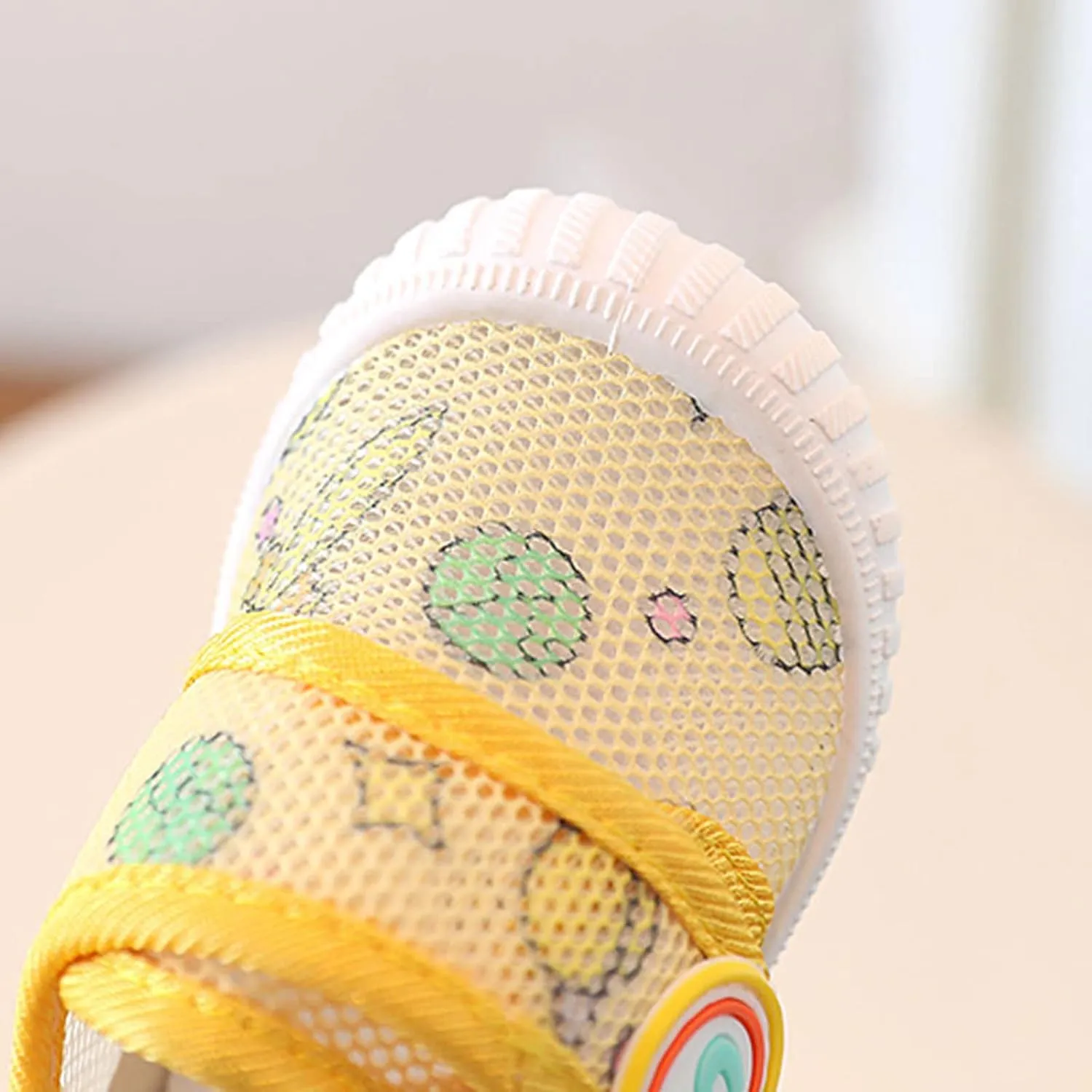 Toddler Girl Baby Boy Squeak Sneakers Cute Comfort Anti-Slip Soft Sole First-Walking Little Kid Trainers Shoes