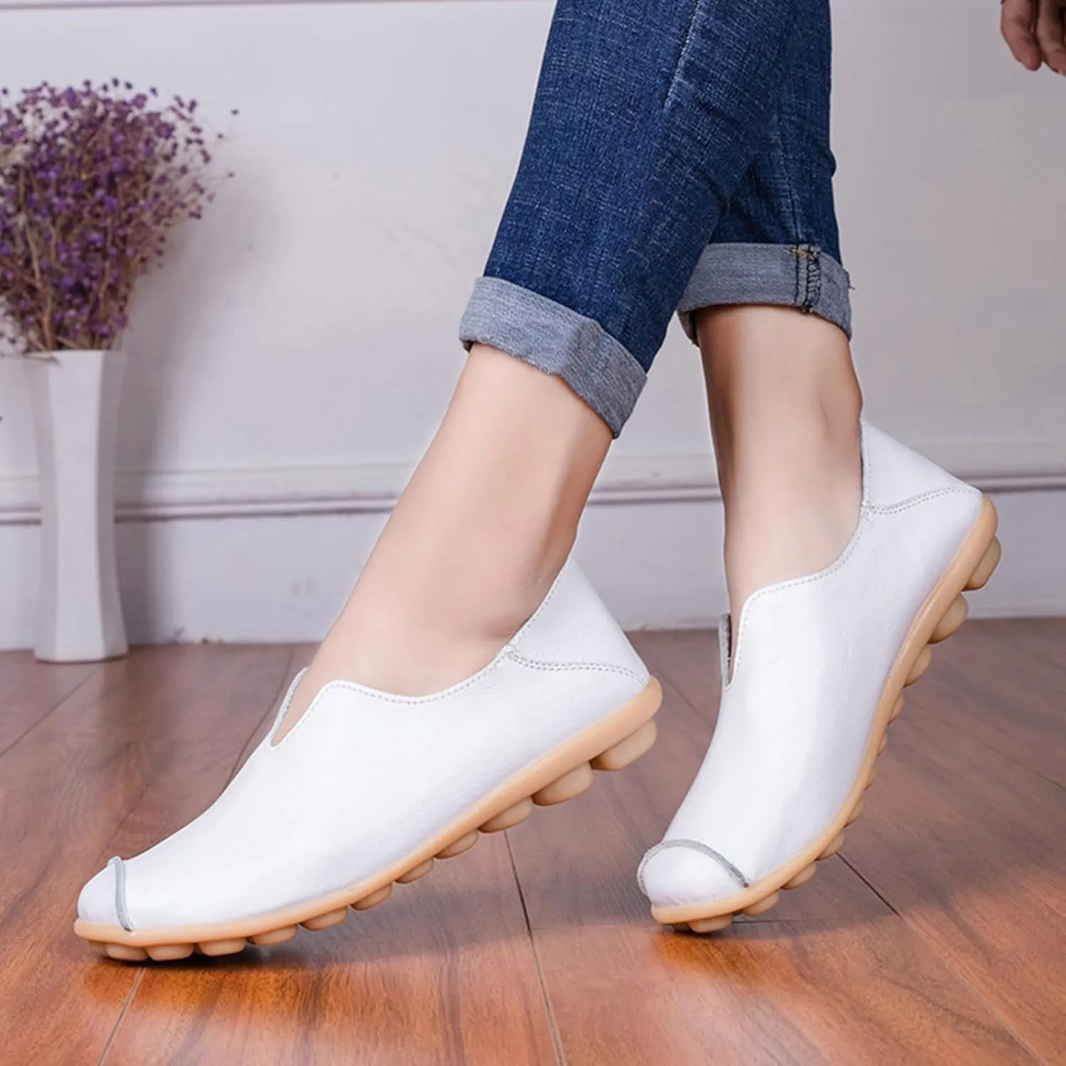 Womens Leather Shoes Casual Dressy Comfortable Loafers Summer Slip On Walking Driving Flats Lightweight Work Shoes 2025 Fashion